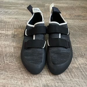 Black Diamond Black Climbing Shoes
